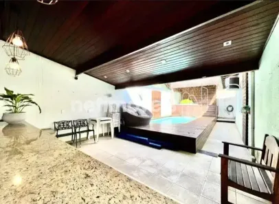 Casa com 4 Quartos à venda, 360m² no Planalto, Belo Horizonte