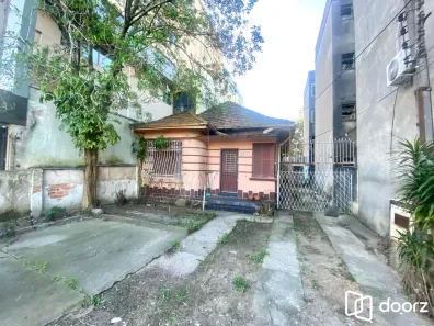 Imóvel Comercial com 2 Quartos à venda, 150m² no Santana, Porto Alegre