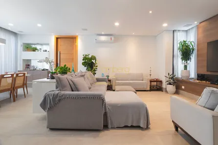 Casa com 3 Quartos à venda, 290m² no Vila Cordeiro, São Paulo