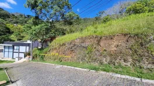 Lote/Terreno à venda, 322m² no Tijuca, Teresópolis