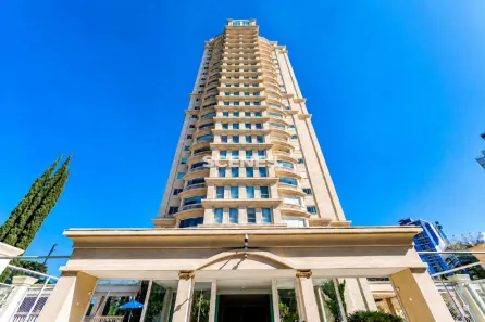 Apartamento com 4 Quartos à venda, 414m² no Mossunguê, Curitiba