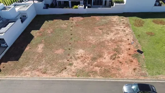 Lote/Terreno à venda, 382m² no Jardim Residencial Dona Lucilla, Indaiatuba