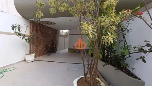 Casa com 3 Quartos à venda, 210m² no Embaré, Santos