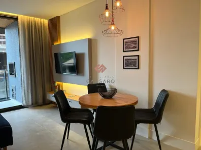 Apartamento com 2 Quartos à venda, 75m² no Jurerê, Florianópolis