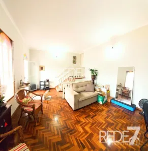 Sobrado com 3 Quartos à venda, 218m² no Vila Lemos, Campinas