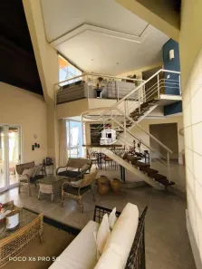 Casa de Condomínio com 3 Quartos à venda, 250m² no Piratininga, Niterói