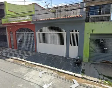 Sobrado com 2 Quartos à venda, 140m² no Vila Santa Terezinha, Carapicuíba