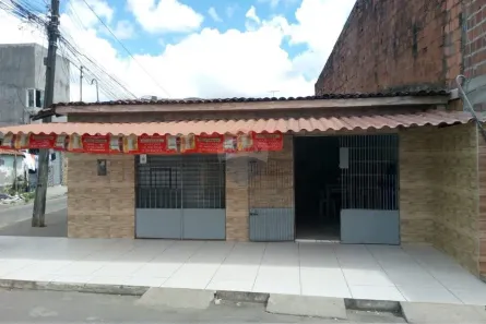 Casa com 2 Quartos à venda, 97m² no Santa Lúcia, Maceió