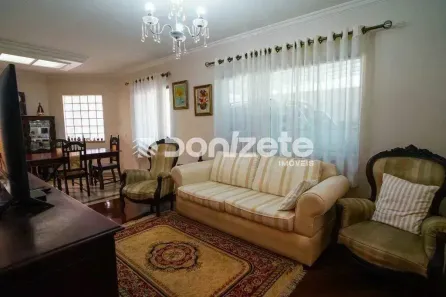 Sobrado com 4 Quartos à venda, 129m² no Vila Bastos, Santo André