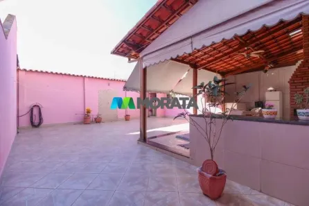 Casa com 4 Quartos à venda, 294m² no Ipiranga, Belo Horizonte