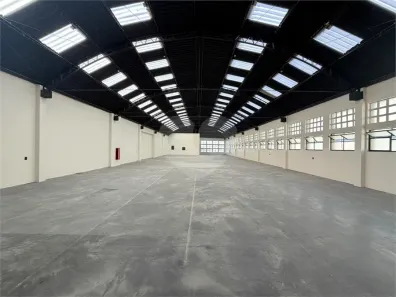Galpão/Depósito/Armazém para alugar, 2000m² no Água Branca, São Paulo