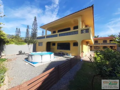 Sobrado com 3 Quartos à venda, 440m² no Balneário Stella Maris, Peruíbe
