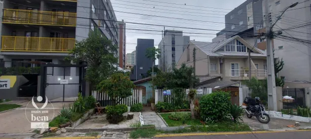 Lote/Terreno à venda, 481m² no Novo Mundo, Curitiba