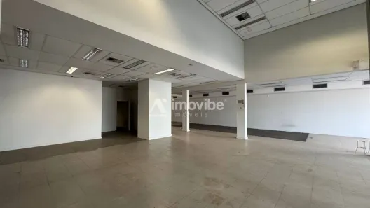 Ponto Comercial para alugar, 2228m² no Cidade Jardim, Americana