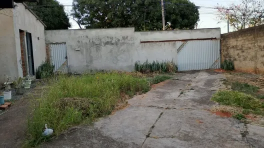 Lote/Terreno à venda, 450m² no Parque das Flores, Goiânia