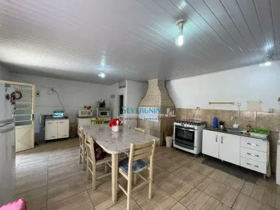 Casa com 2 Quartos à venda, 178m² no COHAB, Cachoeirinha