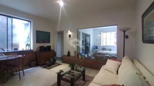 Apartamento com 2 Quartos à venda, 60m² no Rio Branco, Porto Alegre