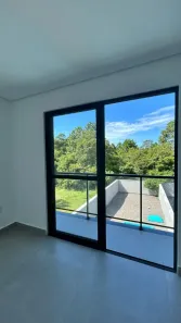Casa com 3 Quartos à venda, 125m² no São João do Rio Vermelho, Florianópolis