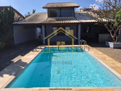 Casa com 5 Quartos à venda, 200m² no Itaipu, Niterói