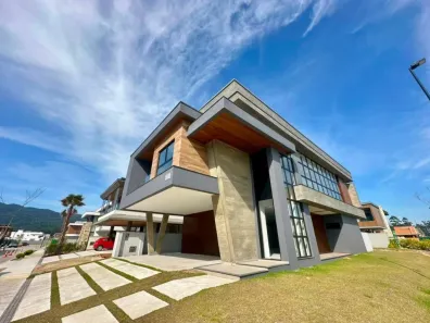 Casa com 4 Quartos à venda, 354m² no Jardim Dourado, Porto Belo
