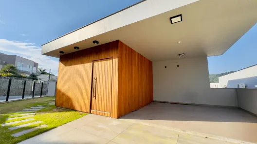 Casa com 3 Quartos à venda, 300m² no Córrego Grande, Florianópolis