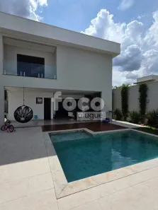 Casa de Condomínio com 3 Quartos para alugar, 225m² no Laranjeiras, Uberlândia