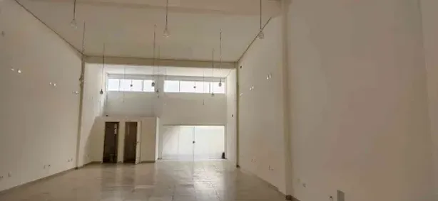 Ponto Comercial à venda, 180m² no Vila Gilda, Santo André
