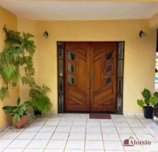 Casa com 4 Quartos à venda, 600m² no Jardim Independência, Taubaté
