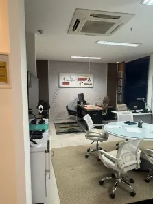 Sala Comercial para alugar, 51m² no Alphaville Industrial, Barueri