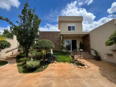 Casa com 3 Quartos à venda, 239m² no Jardim Terra Branca, Bauru