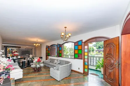 Casa com 5 Quartos à venda, 570m² no Barro Preto, Belo Horizonte