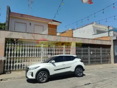 Sobrado com 3 Quartos para alugar, 180m² no Canindé, São Paulo