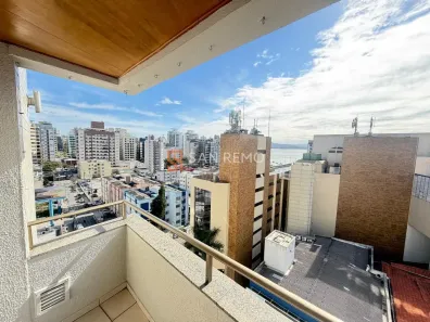 Apartamento com 2 Quartos para alugar, 90m² no Centro, Florianópolis