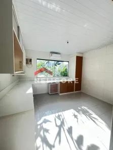 Casa de Condomínio com 4 Quartos à venda, 400m² no Portão, Lauro de Freitas