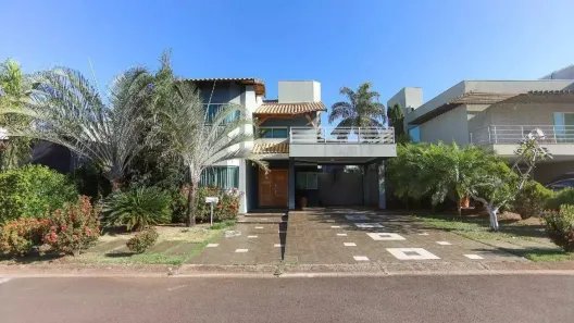 Casa de Condomínio com 3 Quartos à venda, 314m² no Residencial Damha II, Campo Grande