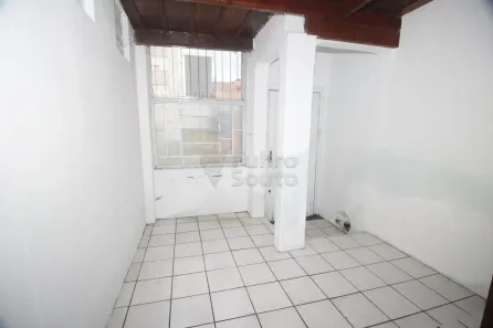 Sala Comercial para alugar, 30m² no Centro, Pelotas