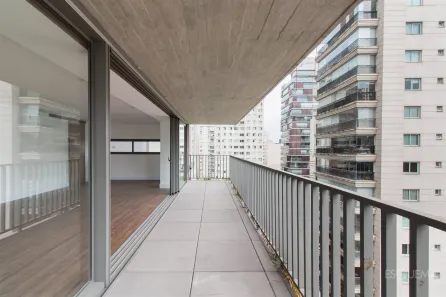 Apartamento com 2 Quartos para alugar, 162m² no Vila Nova Conceição, São Paulo