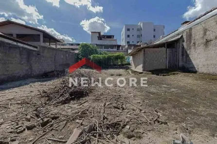Lote/Terreno à venda, 360m² no Industrial, Contagem