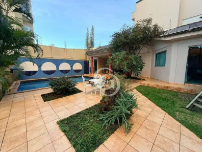Casa com 3 Quartos à venda, 335m² no Country, Cascavel