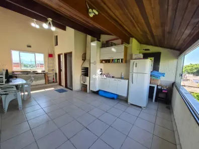 Sobrado com 3 Quartos à venda, 104m² no Parque São Vicente, São Vicente