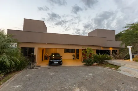 Casa de Condomínio com 5 Quartos para alugar, 1000m² no Vila Alpina, Nova Lima