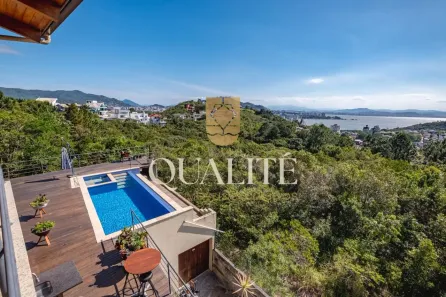 Casa com 3 Quartos à venda, 450m² no João Paulo, Florianópolis