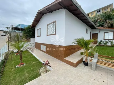 Casa com 3 Quartos para alugar, 112m² no Carvoeira, Florianópolis