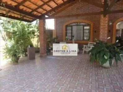 Casa com 3 Quartos à venda, 200m² no Balneário Copacabana, Caraguatatuba
