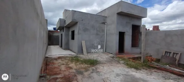 Casa com 2 Quartos à venda, 110m² no Jardim Uirapuru, Estiva Gerbi