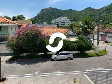 Casa com 3 Quartos à venda, 200m² no São Francisco, Niterói