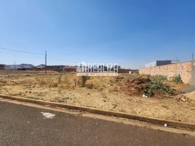 Lote/Terreno à venda, 300m² no Jardim Maracanã, Uberaba
