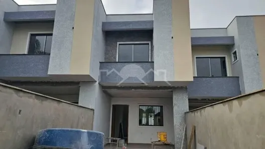 Sobrado com 3 Quartos à venda, 79m² no Bom Retiro, Joinville