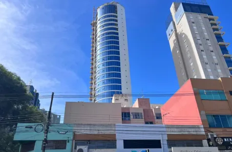 Apartamento com 3 Quartos à venda, 177m² no Zona 07, Maringá