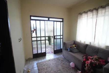 Casa com 2 Quartos à venda, 360m² no Jardim das Oliveiras, Contagem
